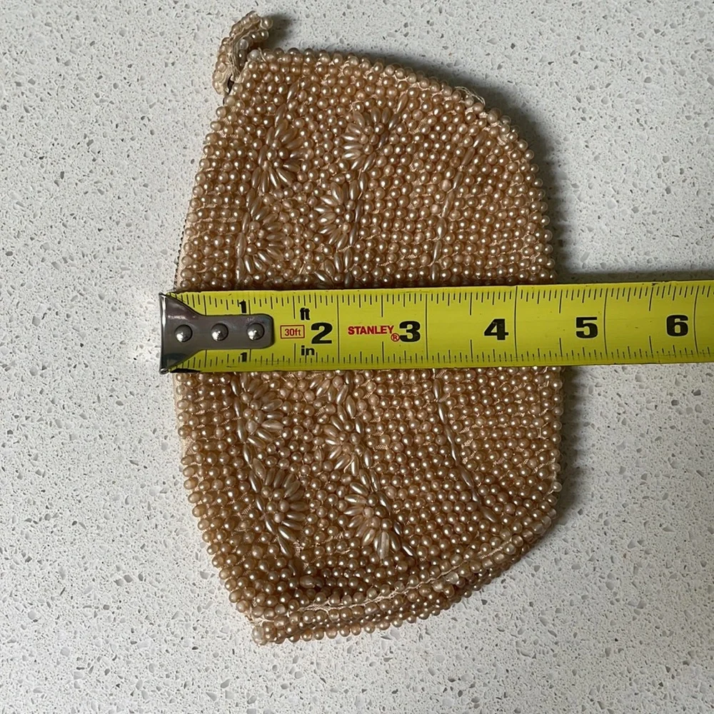 Vintage 1940s Japan handmade pearl bead clutch